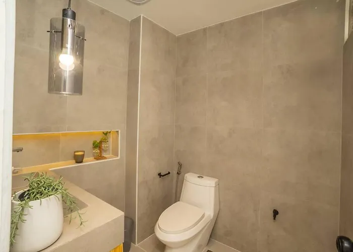2 Bedroom At Silom With Center View - 5a * 방콕