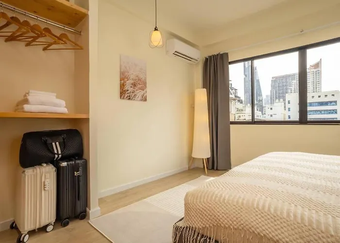 2 Bedroom At Silom With Center View - 5a * 방콕